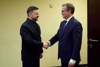 Vaše drony nad naším územím jsou nepřijatelné, řekl finský premiér Zelenskému - Novinky